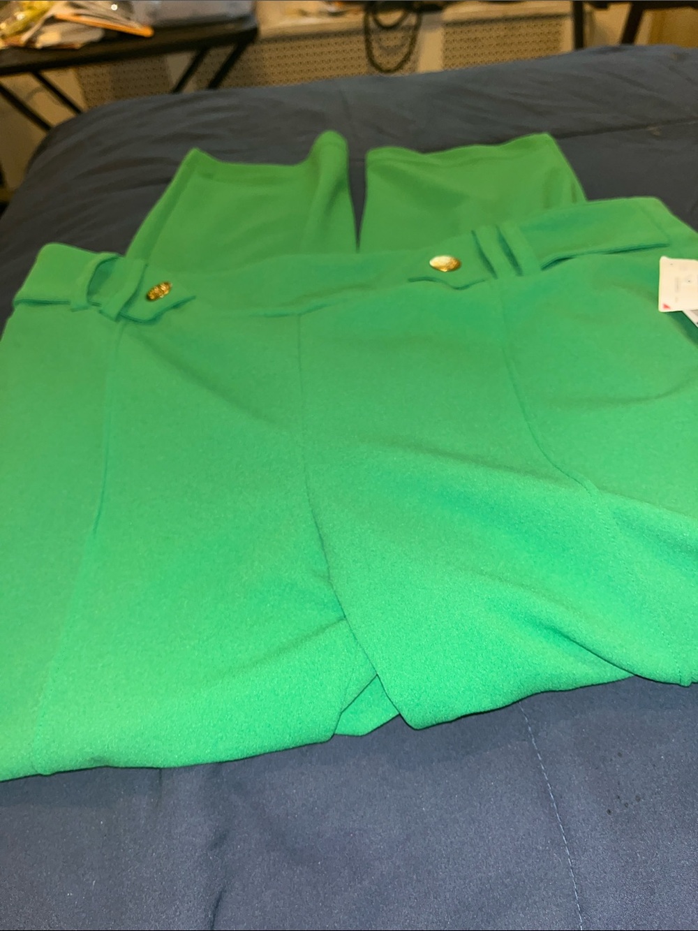 Soho Bright Green Cropped Pants with Gold Buttons